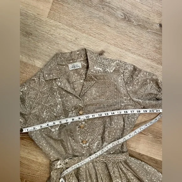 Nelly Don Vintage 1950s tan neutral shirtwaist dress S 25”w VLV rockabilly pinup - Picture 4 of 11